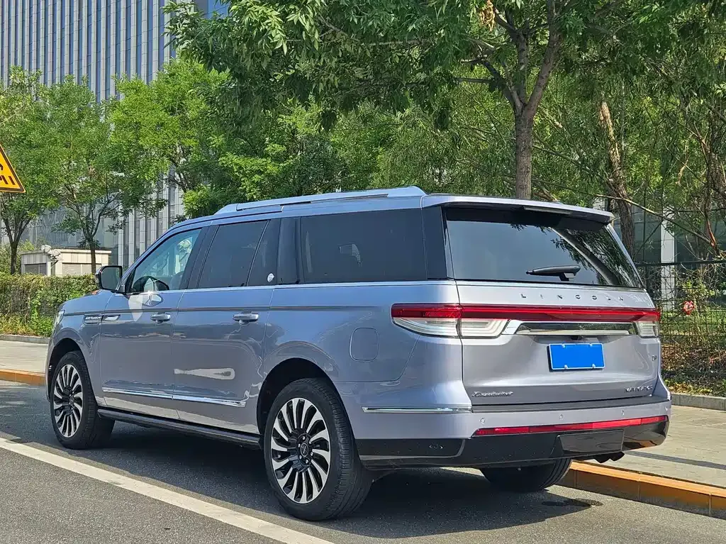 Lincoln Navigator 2024 из CN, фото 3