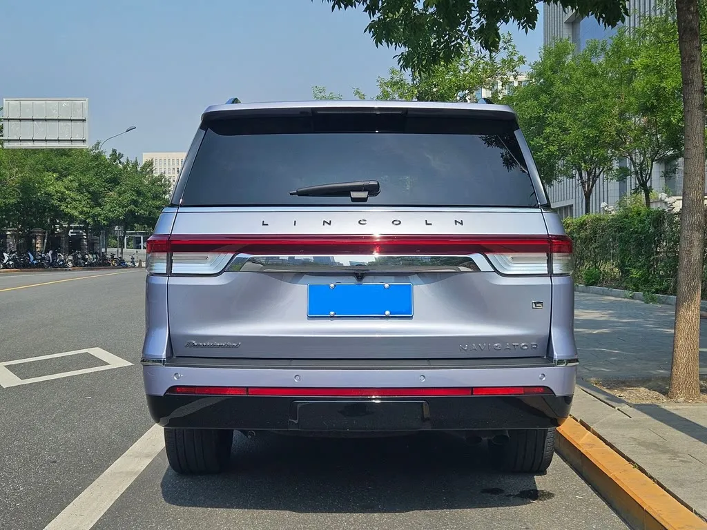Lincoln Navigator 2024 из CN, фото 5