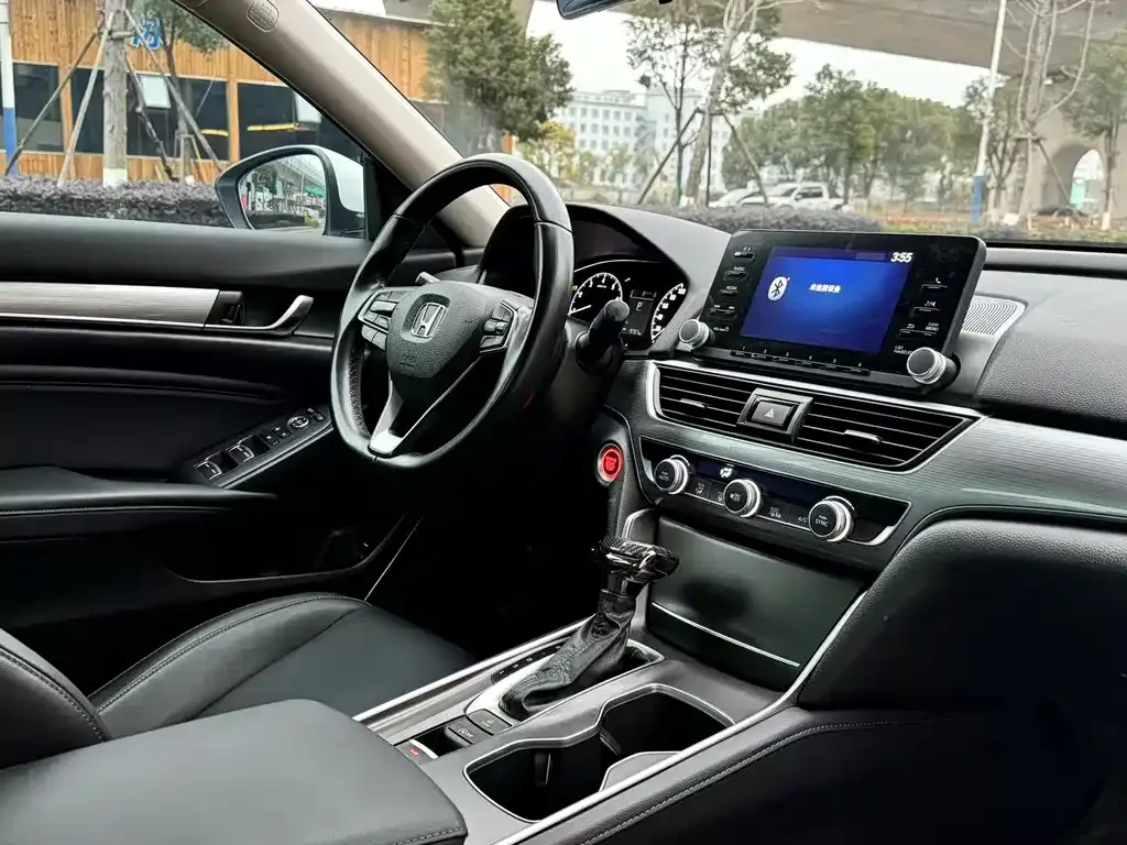 Honda Accord 2021 из CN, фото 5