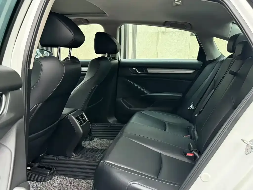 Honda Accord 2021 из CN, фото 7