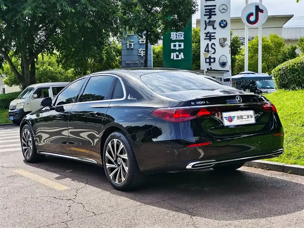 Mercedes-Benz E-Class 2025 из CN, фото 4