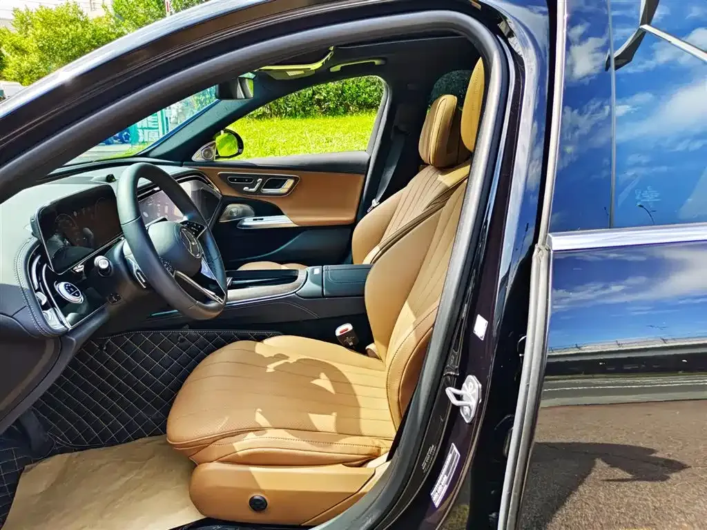 Mercedes-Benz E-Class 2025 из CN, фото 9