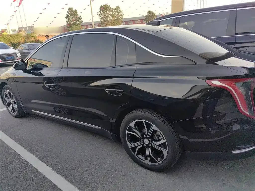 Hongqi E-QM5 2023 из CN, фото 5
