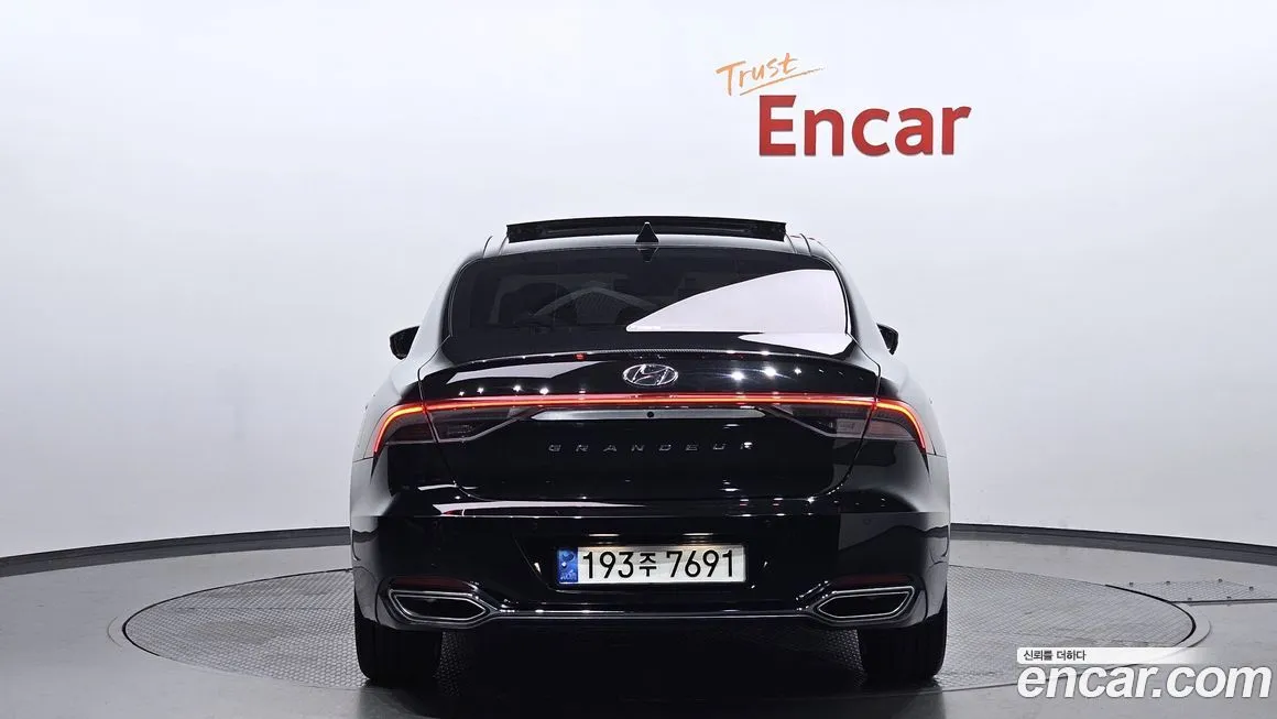 Hyundai Grandeur 2023 из KR, фото 4