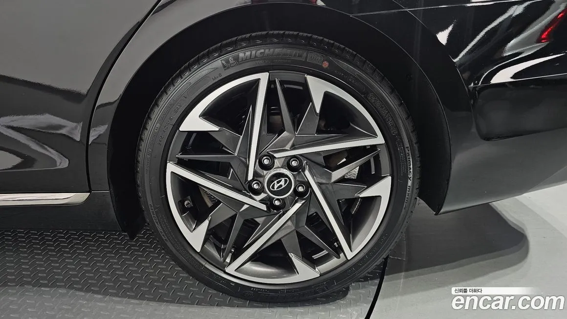 Hyundai Grandeur 2023 из KR, фото 5