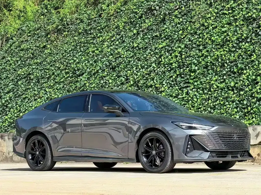 Changan UNI-V 2023 из CN, фото 3