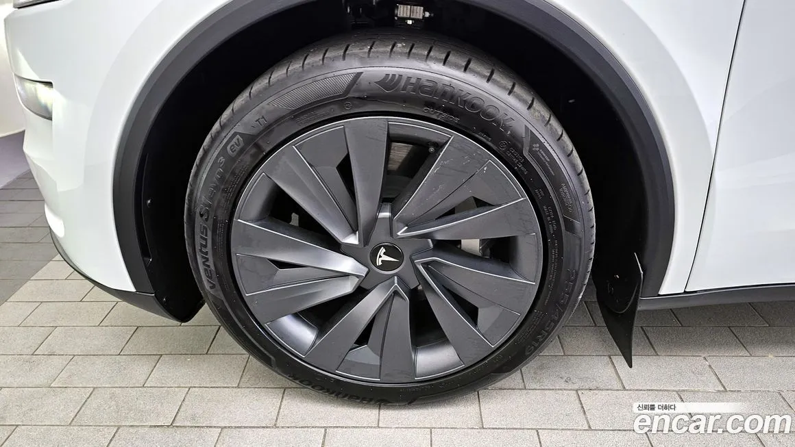 Tesla Model Y 2025 из KR, фото 5