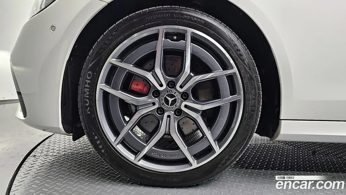 Mercedes-Benz E-Class 2023 из KR, фото 5