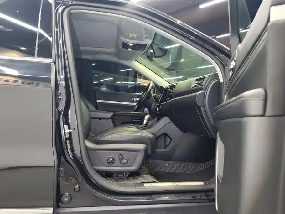 Jeep Grand Commander 2021 из CN, фото 7