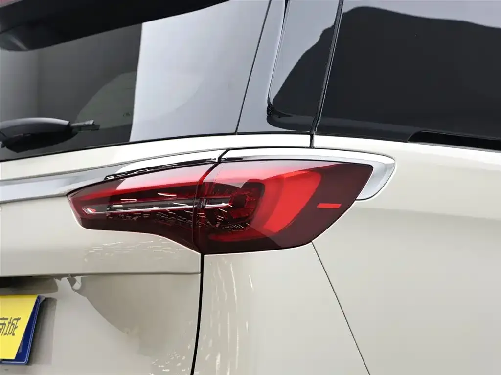 Buick GL8 2021 из CN, фото 5