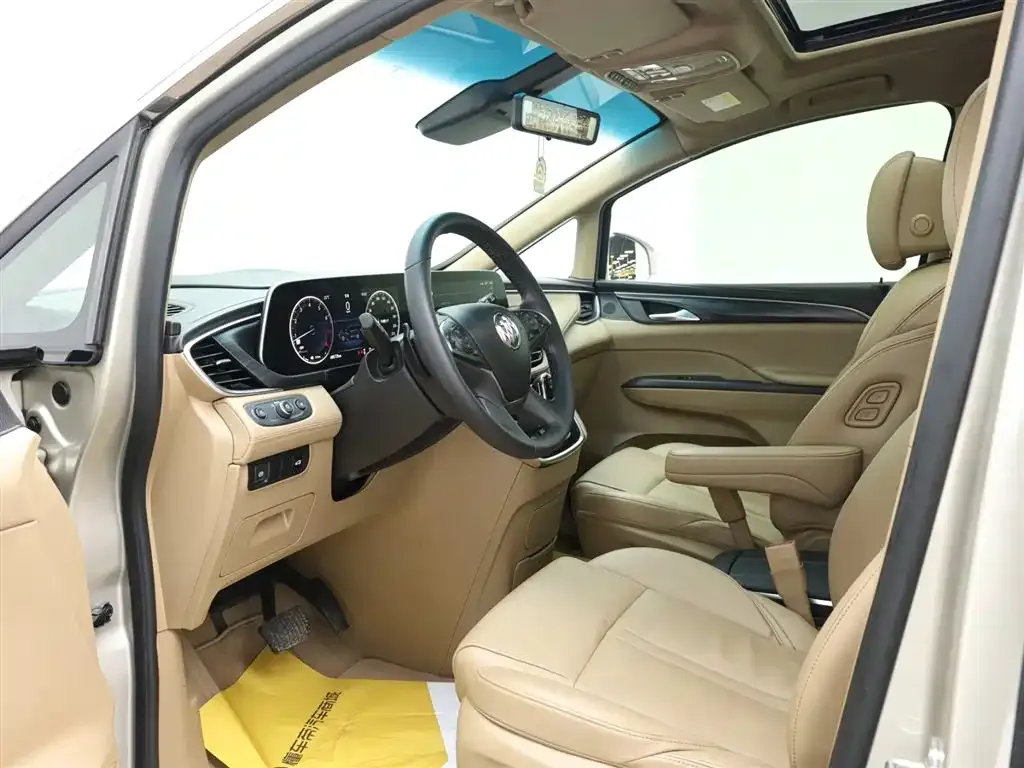 Buick GL8 2021 из CN, фото 8