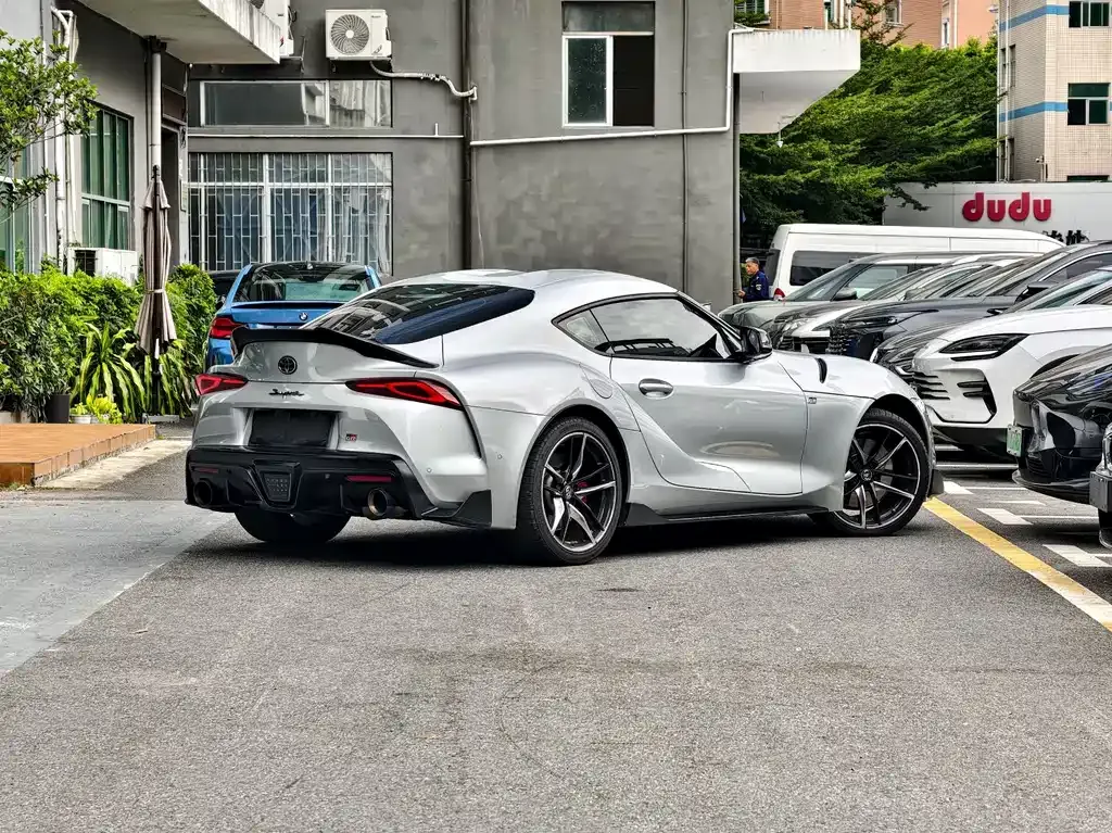 Toyota Supra — фото 3