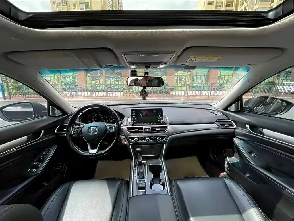 Honda Accord 2021 из CN, фото 3