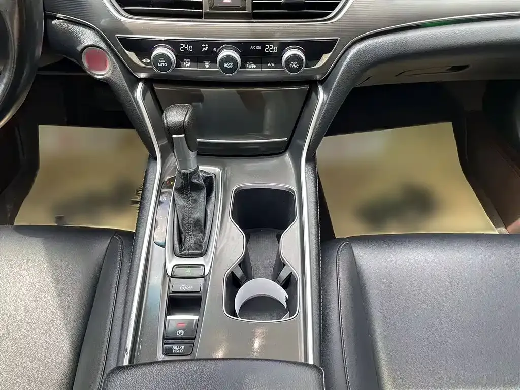 Honda Accord 2021 из CN, фото 9