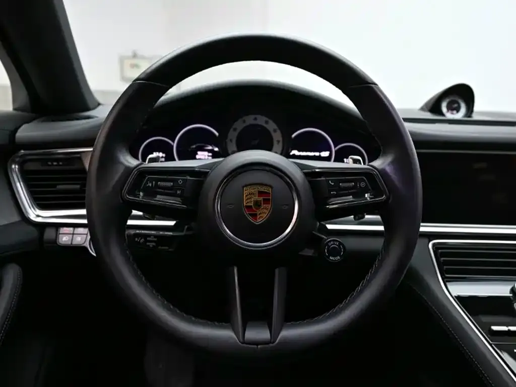 Porsche Panamera — фото 3