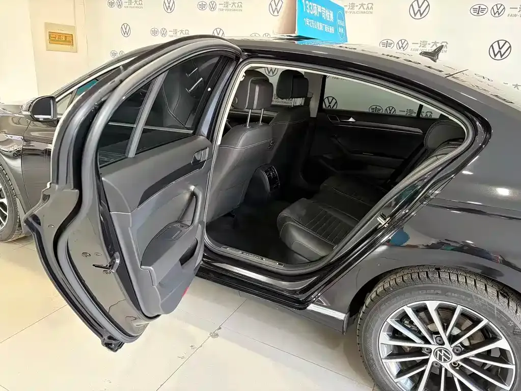 Volkswagen Magotan 2022 из CN, фото 4