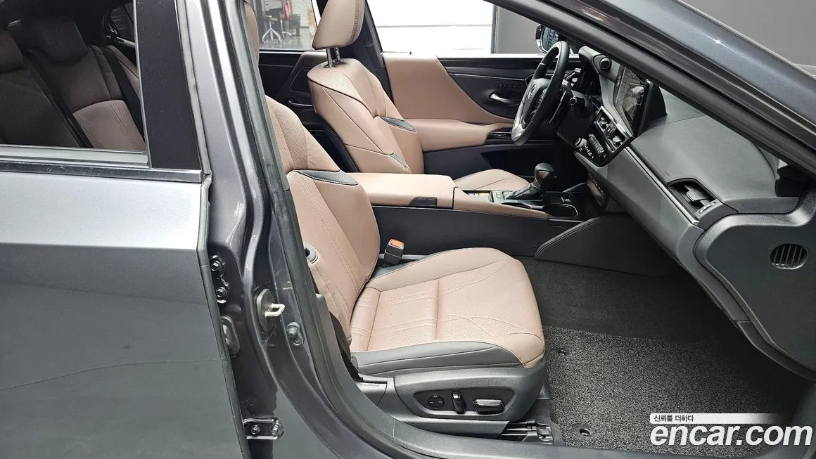 Lexus ES 2026 из KR, фото 10
