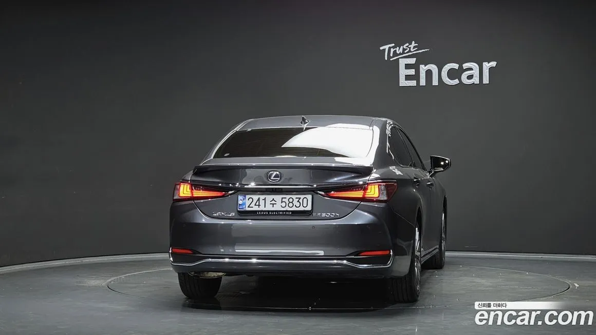 Lexus ES 2026 из KR, фото 4
