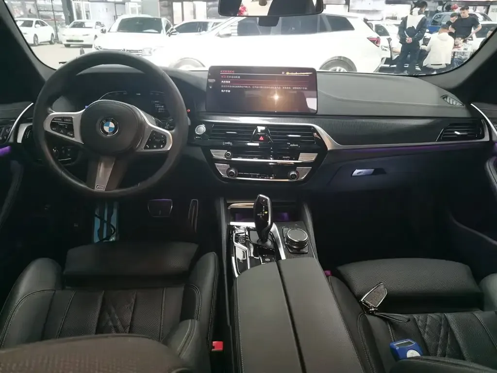 BMW 5 Series (Import) — фото 10