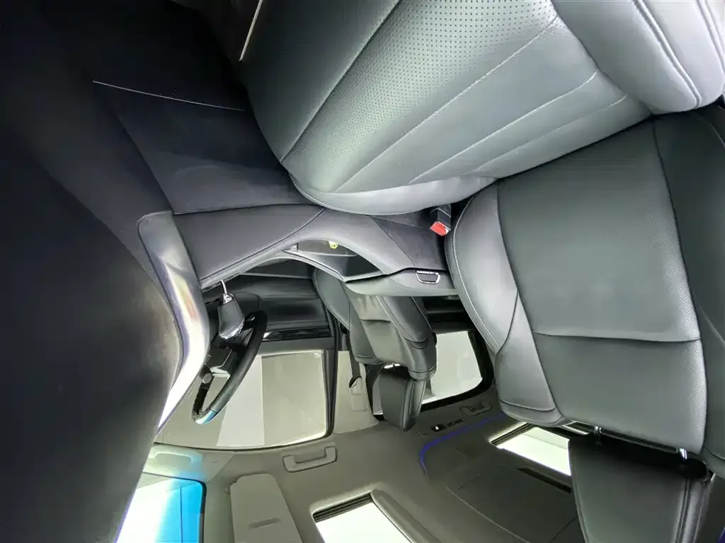 Toyota Vellfire 2022 из CN, фото 10