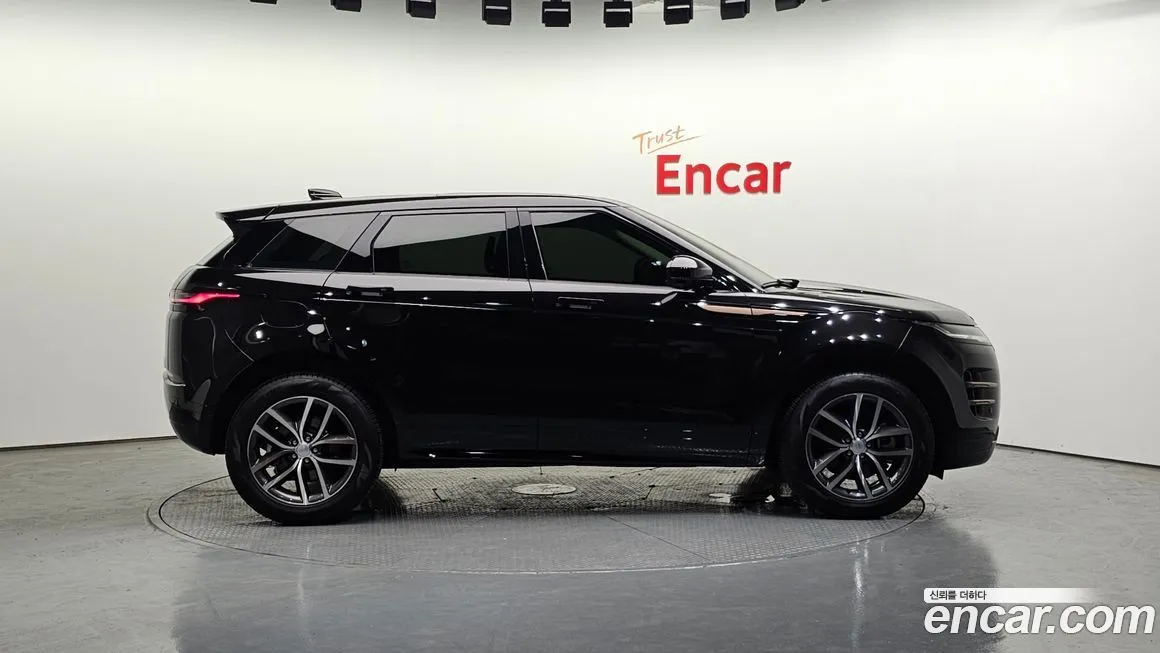 Land Rover Range Rover Evoque — фото 6
