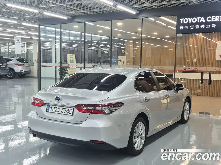 Toyota Camry 2024 из KR, фото 2