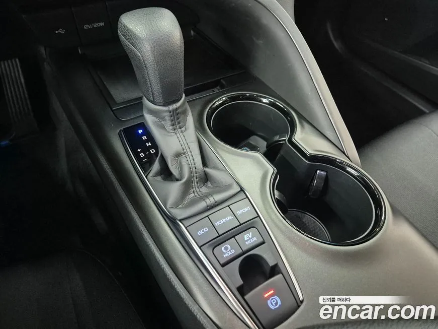 Toyota Camry 2024 из KR, фото 9