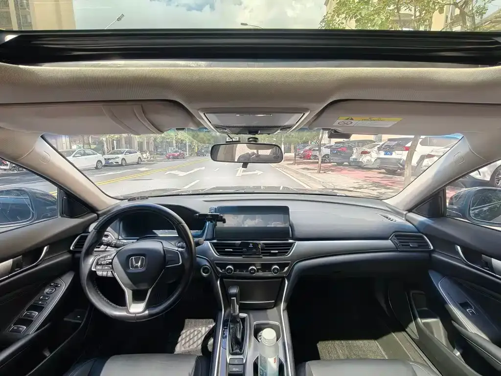 Honda Accord 2022 из CN, фото 9