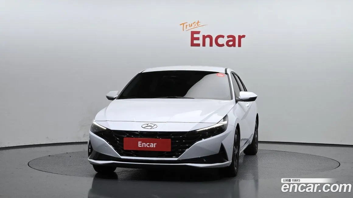 Hyundai AVANTE — фото 3