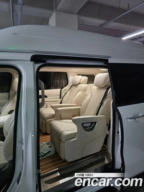 Kia Carnival — фото 10
