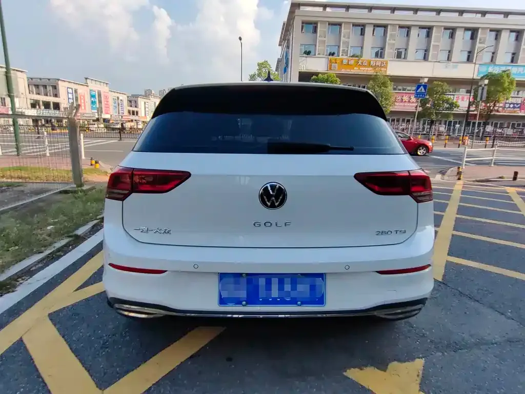 Volkswagen Golf 2021 из CN, фото 9