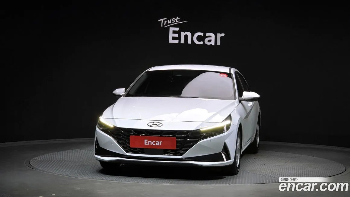 Hyundai AVANTE — фото 3