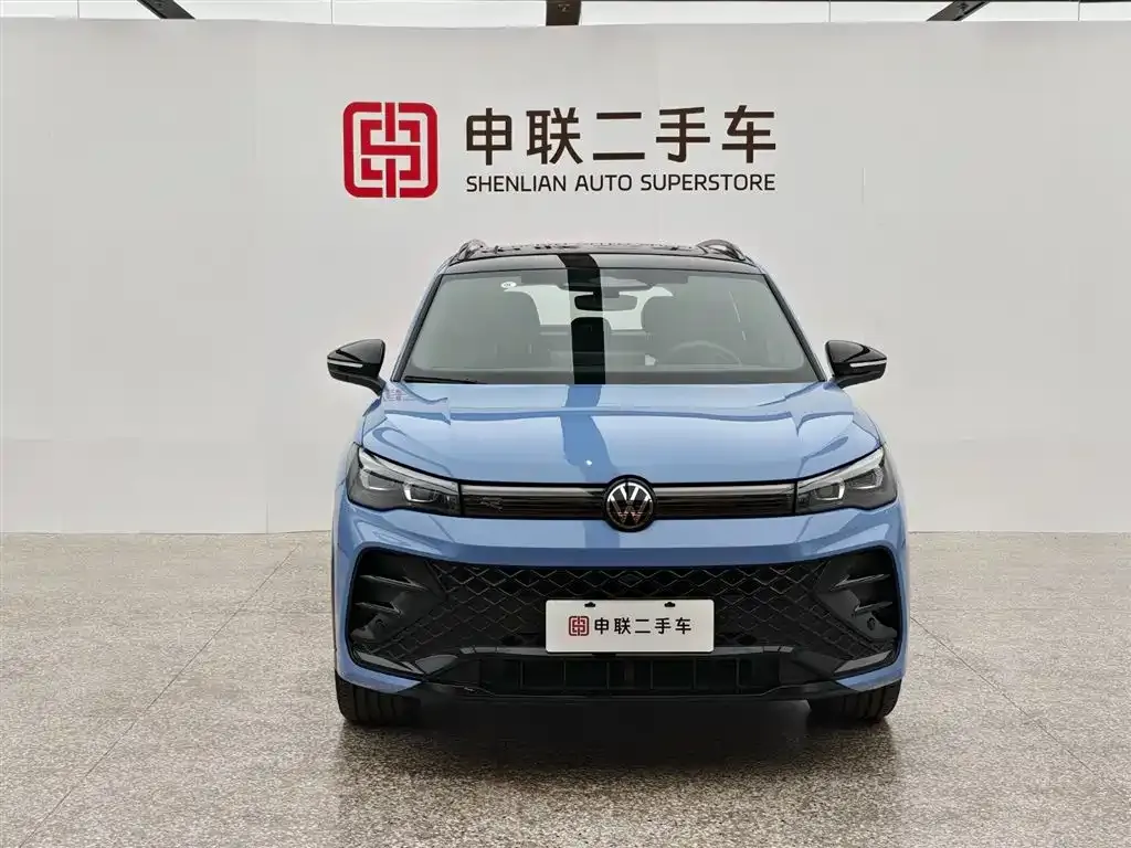 Volkswagen Tiguan L — фото 4
