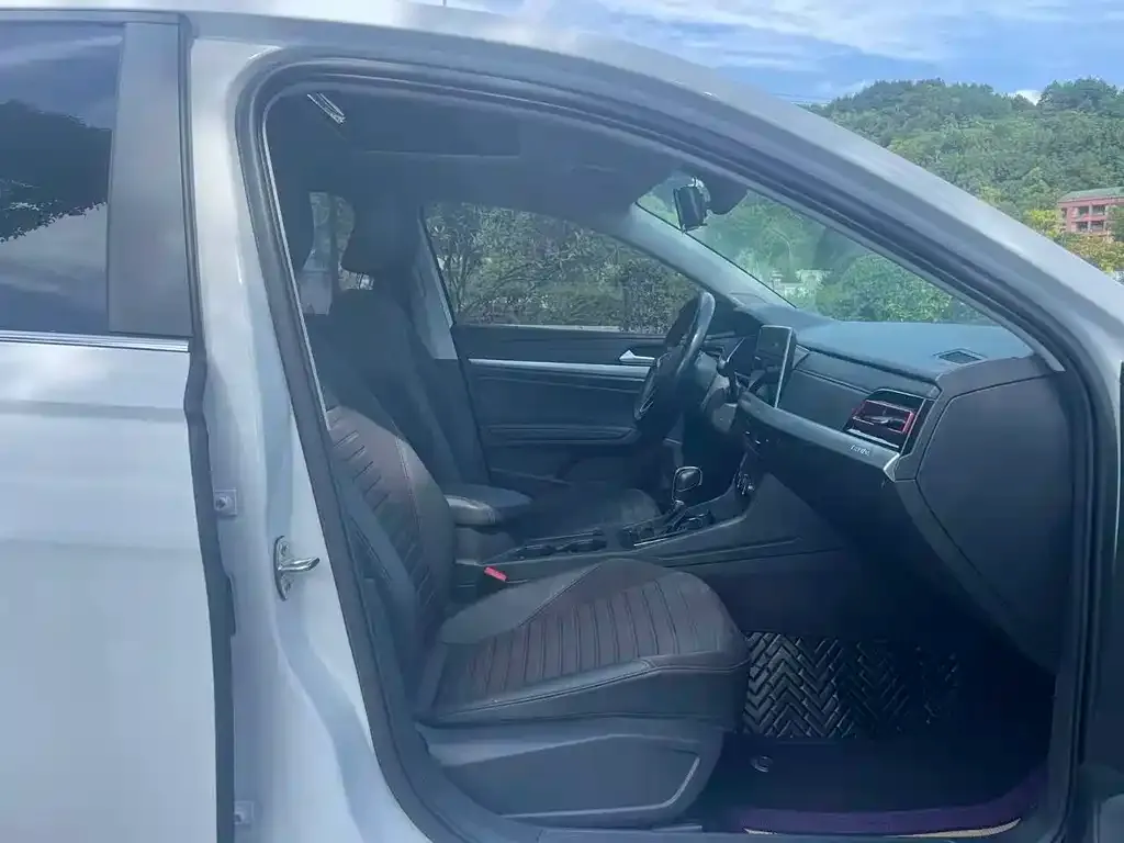 Volkswagen Lavida 2023 из CN, фото 7