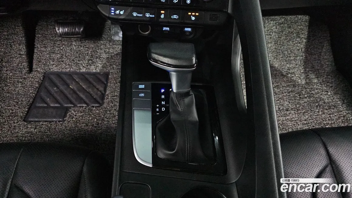Hyundai AVANTE — фото 9