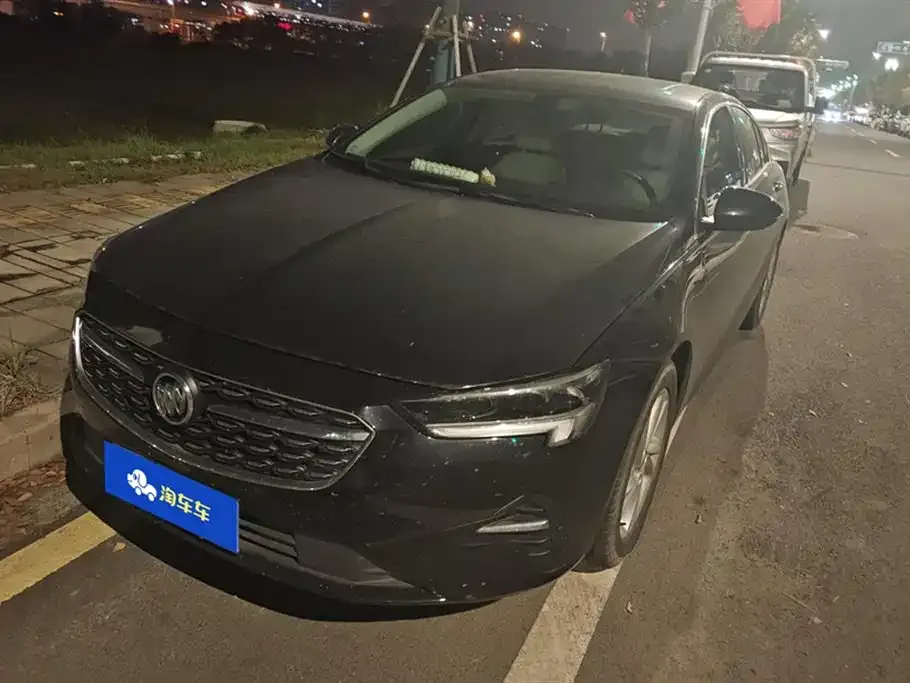 Buick Regal — фото 1