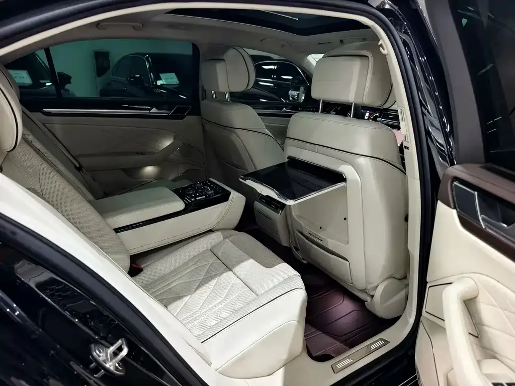 Volkswagen Phideon 2022 из CN, фото 6