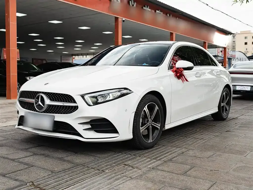 Mercedes-Benz A-Class 2023 из CN, фото 2