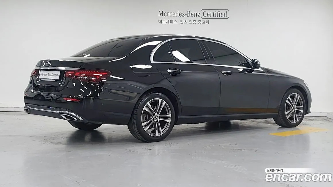 Mercedes-Benz E-Class 2023 из KR, фото 2