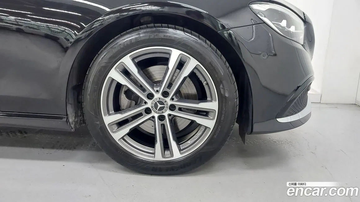 Mercedes-Benz E-Class 2023 из KR, фото 5