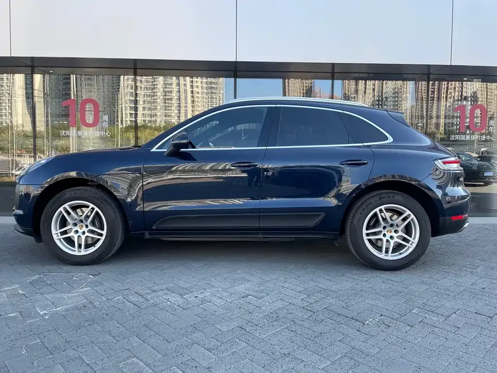 Porsche Macan — фото 7