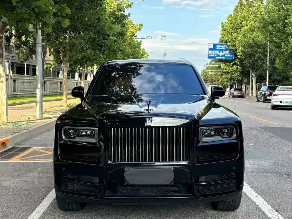 Rolls-Royce Cullinan 2021 из CN, фото 2