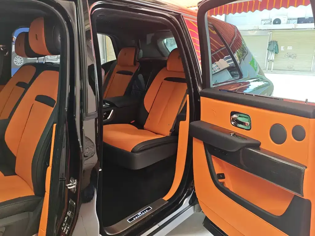 Rolls-Royce Cullinan 2021 из CN, фото 6