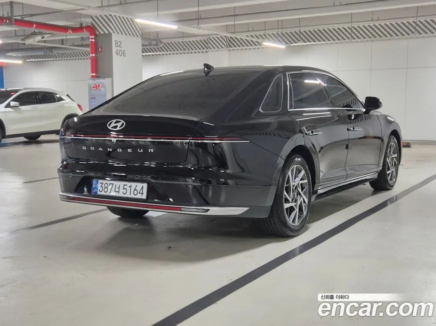 Hyundai Grandeur 2023 из KR, фото 3