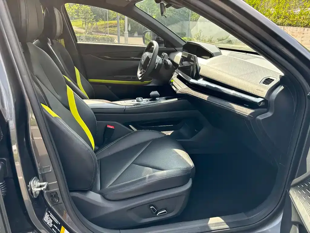 Changan UNI-V 2023 из CN, фото 10