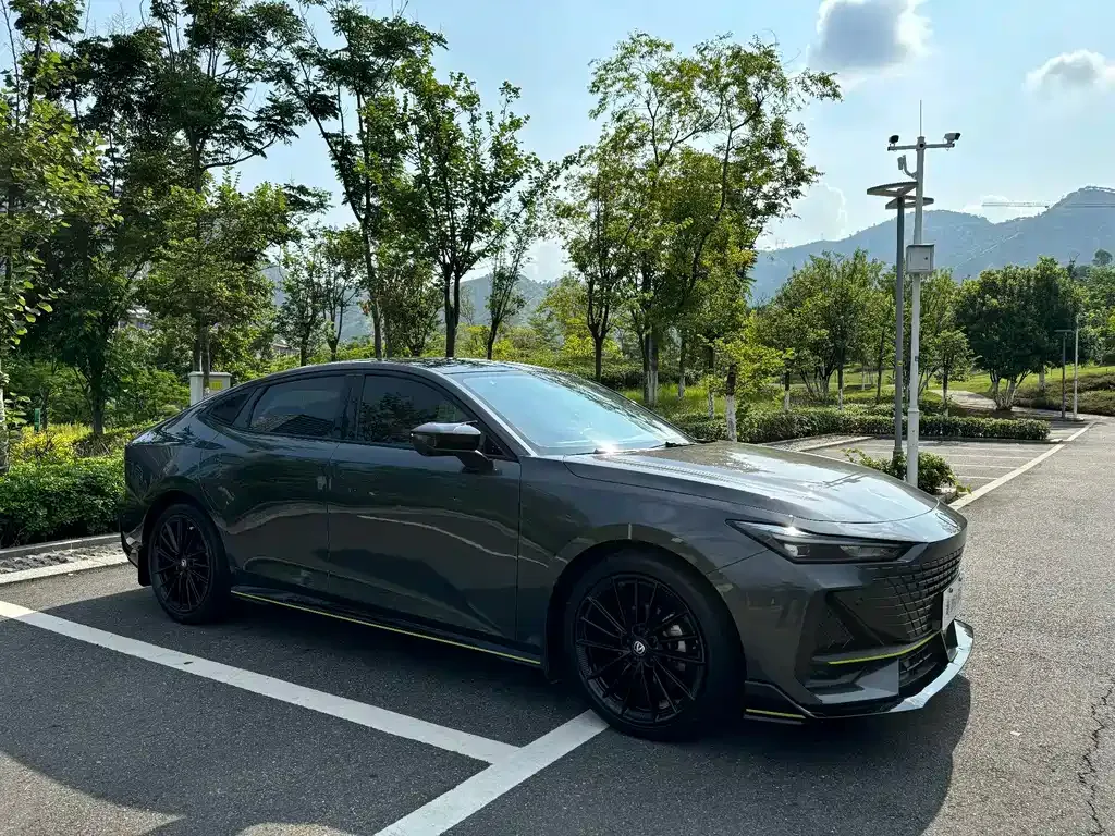 Changan UNI-V 2023 из CN, фото 3