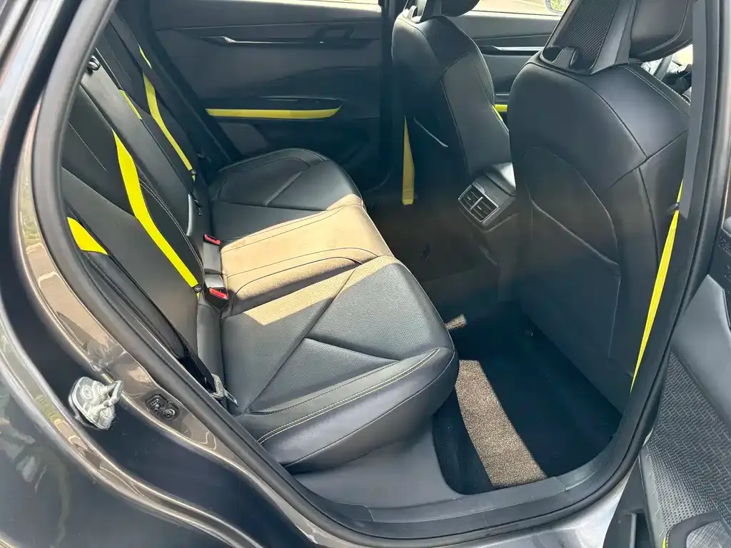 Changan UNI-V 2023 из CN, фото 7