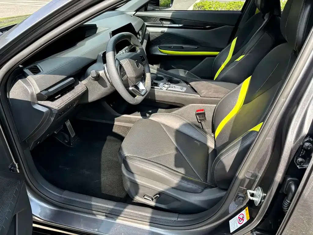Changan UNI-V 2023 из CN, фото 8