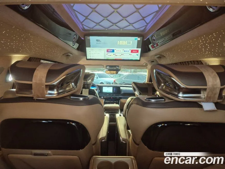 Kia Carnival 2023 из KR, фото 1