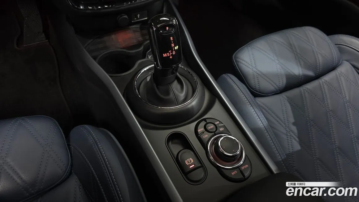 Mini Clubman — фото 9